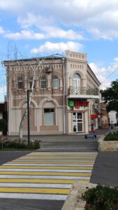 filter: 0; fileterIntensity: 0.0; filterMask: 0; captureOrientation: 90;
brp_mask:0;
brp_del_th:null;
brp_del_sen:null;
delta:null;
module: photo;hw-remosaic: false;touch: (0.018796116, 0.17942709);sceneMode: 32768;cct_value: 0;AI_Scene: (-1, -1);aec_lux: 0.0;aec_lux_index: 0;albedo:  ;confidence:  ;motionLevel: -1;weatherinfo: null;temperature: 41;